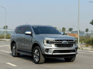 FORD EVEREST 2.0AT 4X2 2022 TITANIUM
