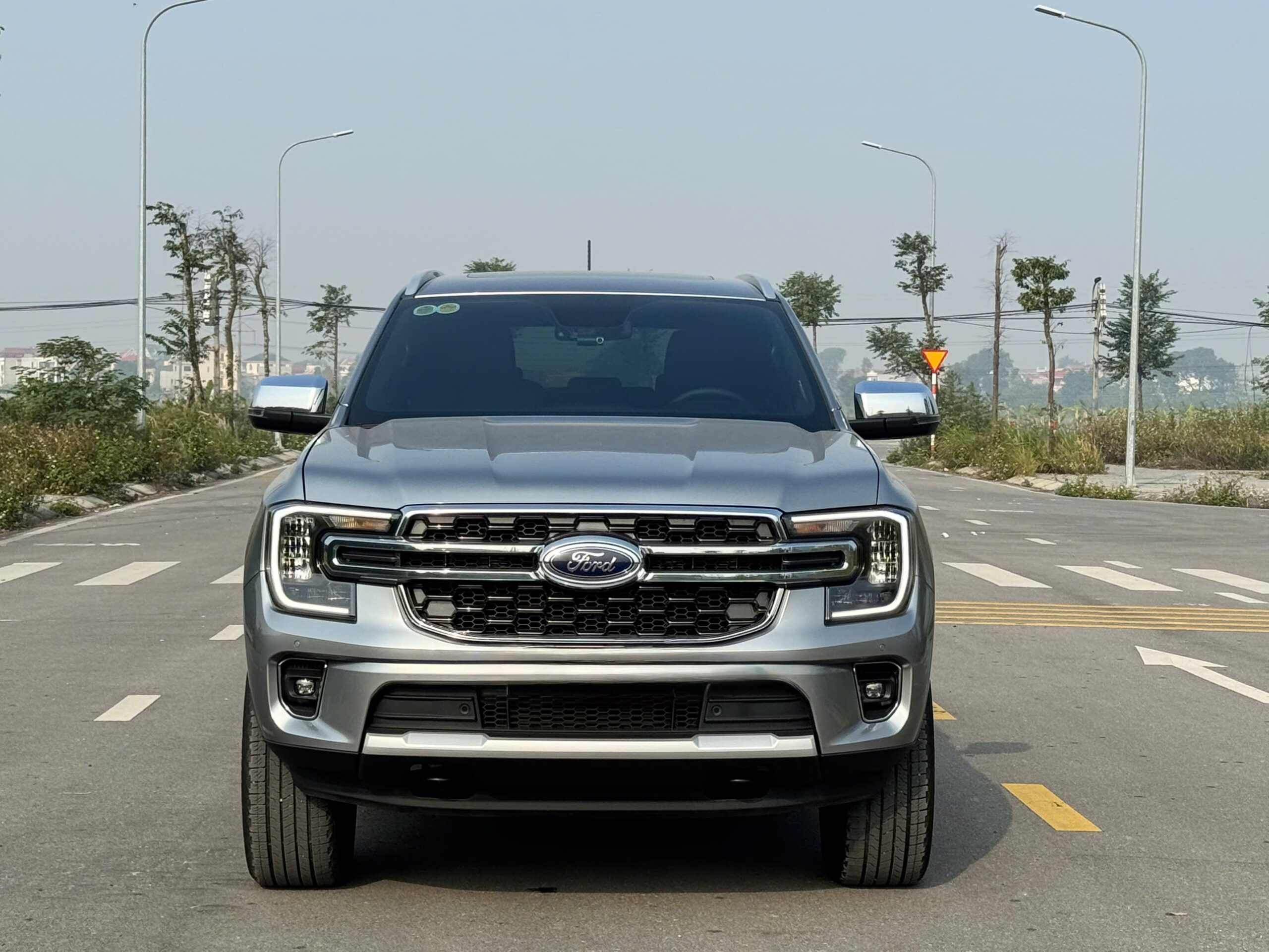 FORD EVEREST 2.0AT 4X2 2022 TITANIUM - Ảnh 16