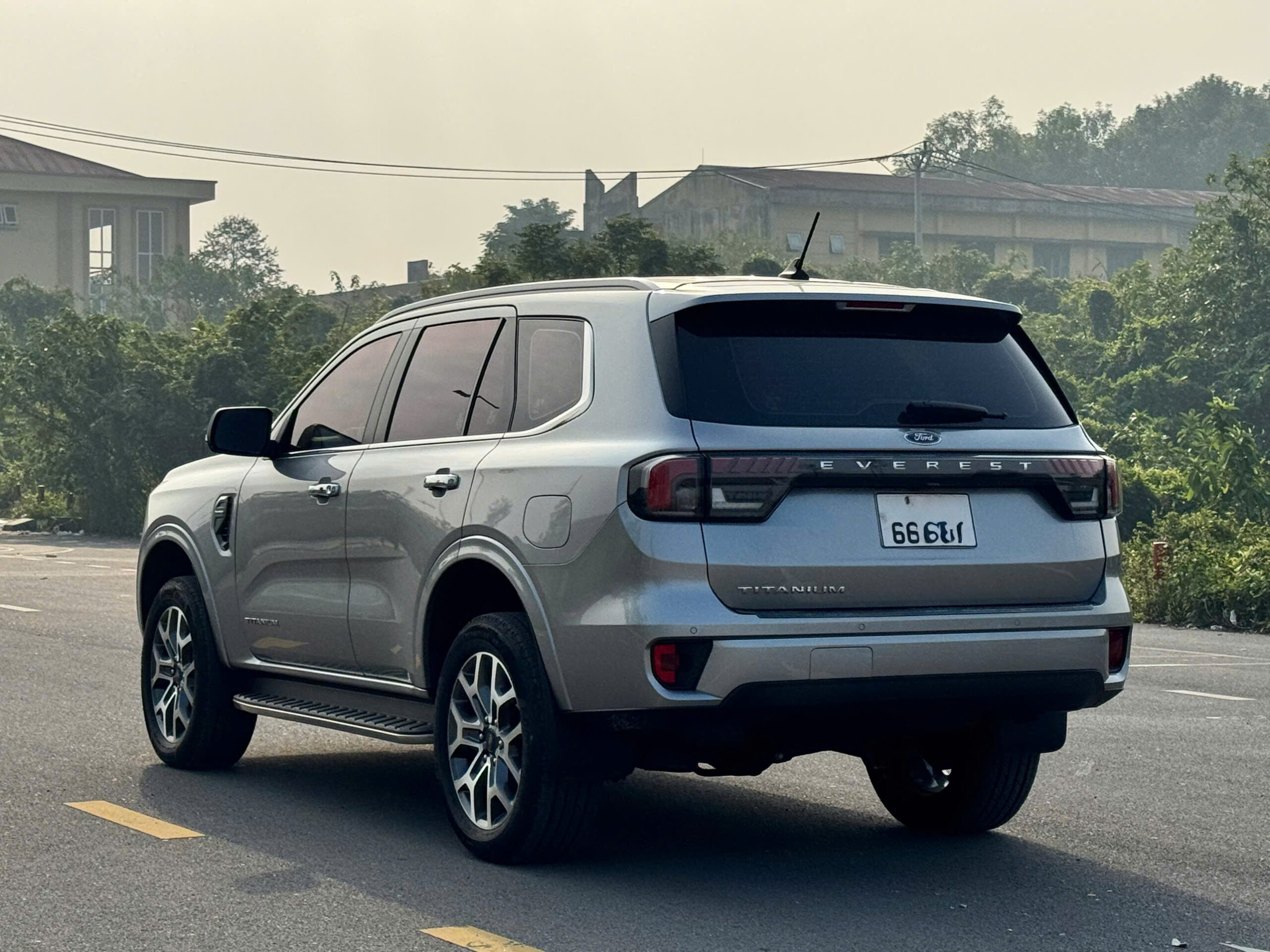 FORD EVEREST 2.0AT 4X2 2022 TITANIUM - Ảnh 15