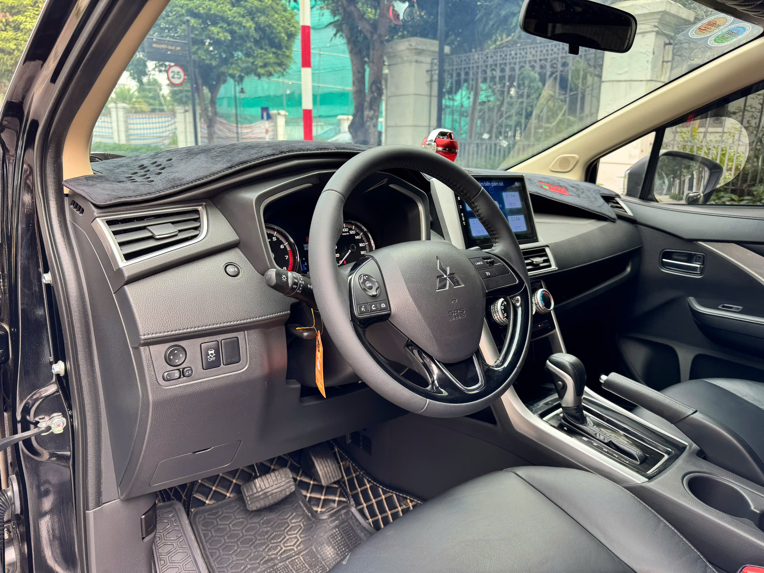 MITSUBISHI XPANDER 1.5AT 2020 - Ảnh 8