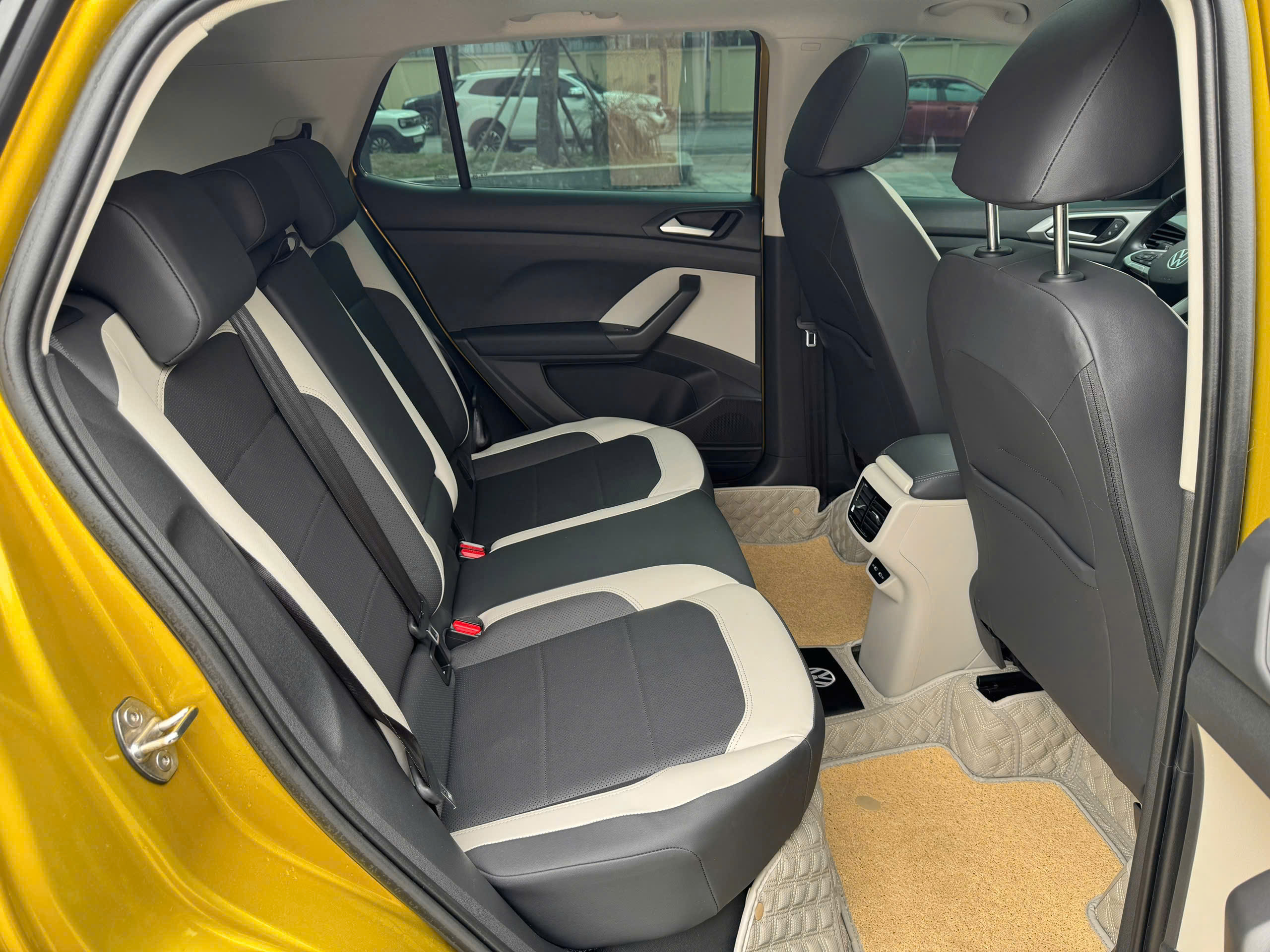 T-CROSS LUXURY 2022 - Ảnh 3