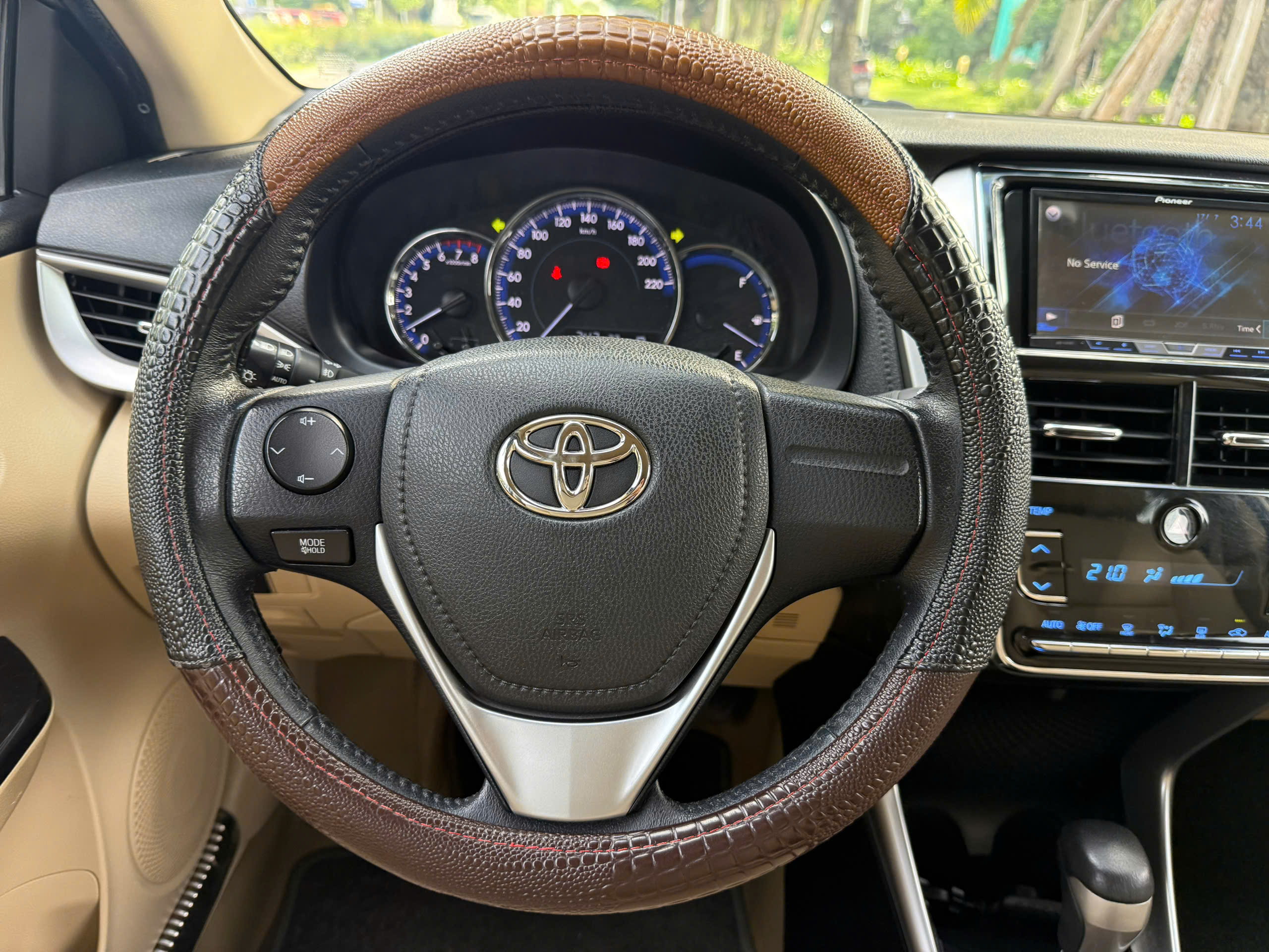 TOYOTA VIOS G 1.5AT 2019 - Ảnh 15